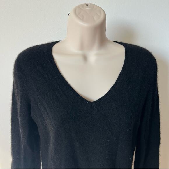 Charter Club Cashmere Sweater Black Size Small‎ V Neck Long Sleeve Top - Picture 4 of 7